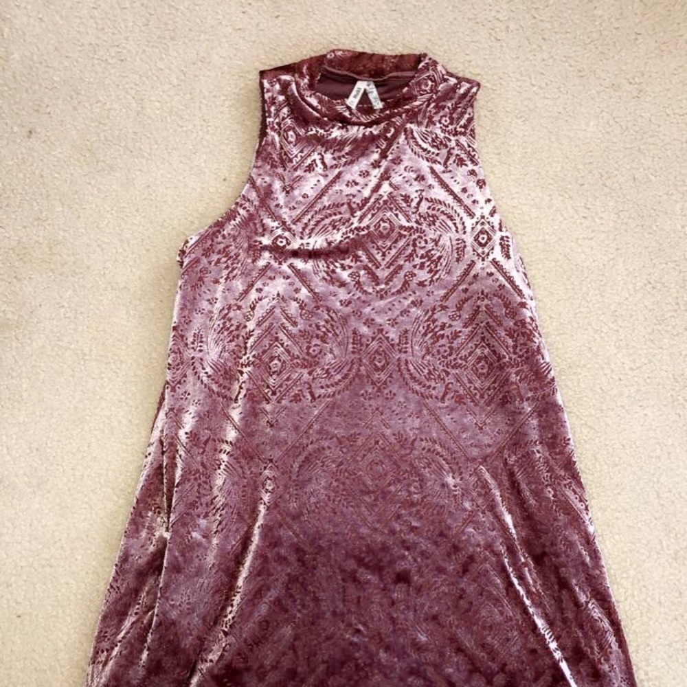 Lilac halter velvet dress with Aztec pattern
